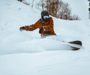 Creative Ways to Entertain Yourself After Snowboarding